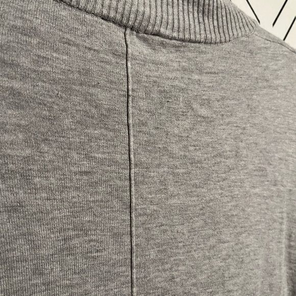 Jones New York Signature Gray Turtleneck with Striped Sleeves - Picture 9 of 11